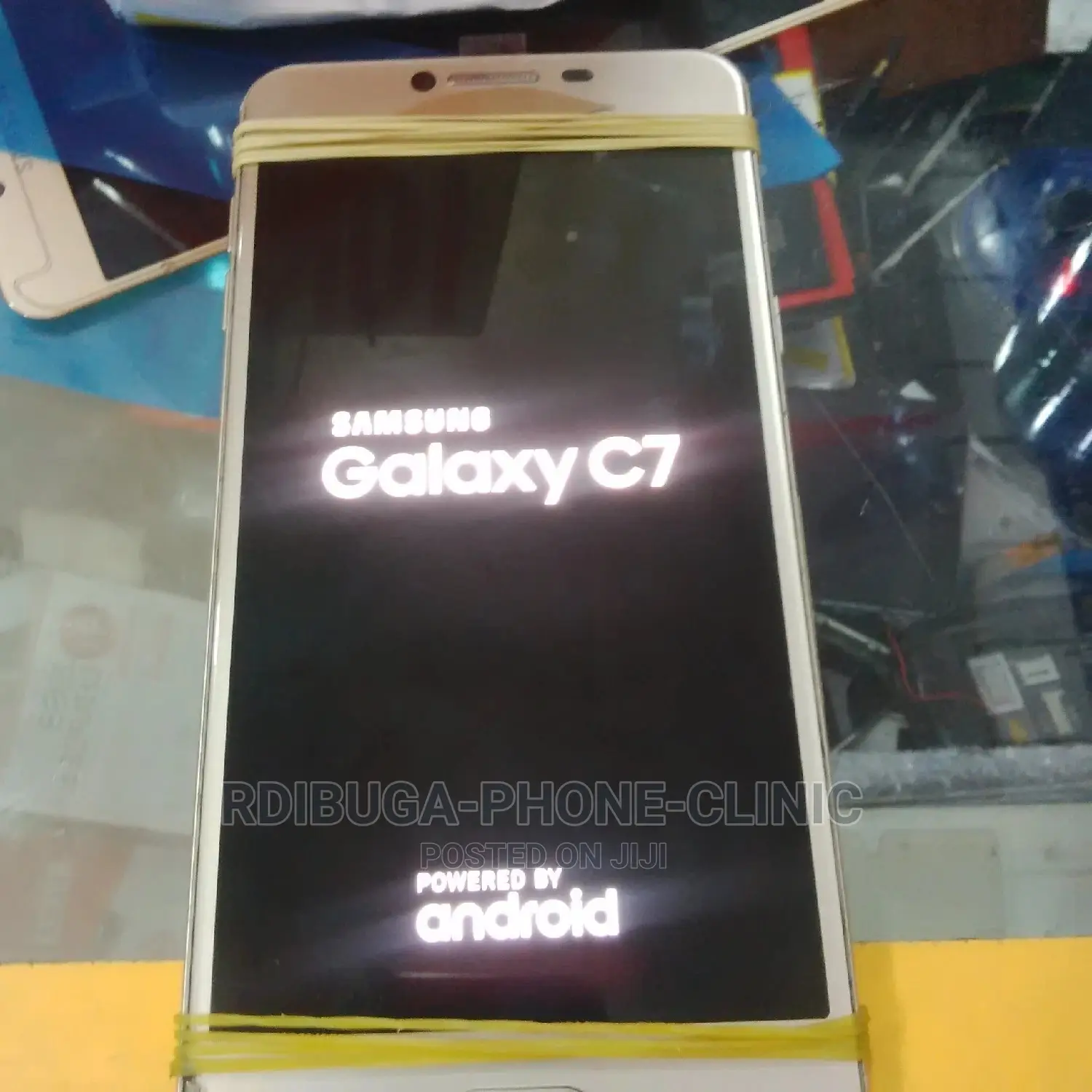 Samsung C7 Is Replaced Og LCD Very Professional