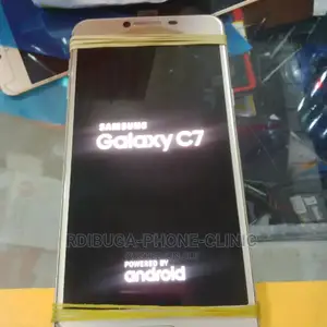 Samsung C7 Is Replaced Og LCD Very Professional