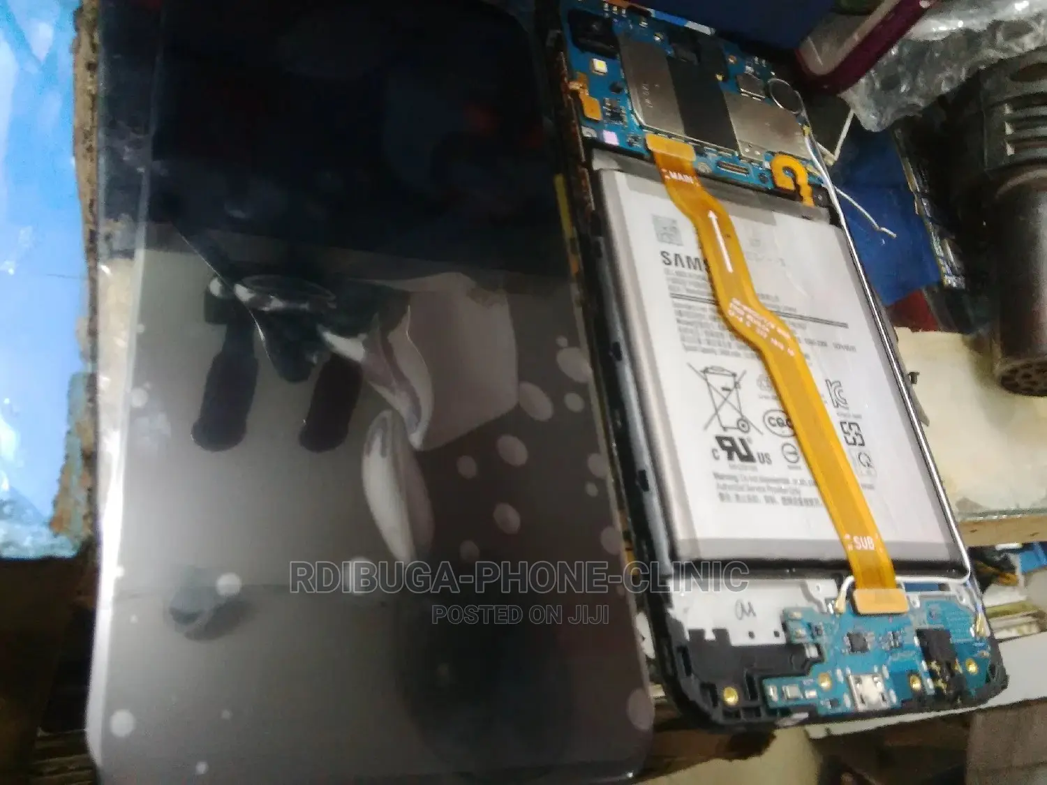 Samsung C7 Is Replaced Og LCD Very Professional