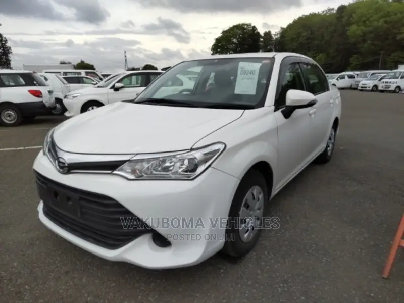 Toyota Axio 2015 Pearl