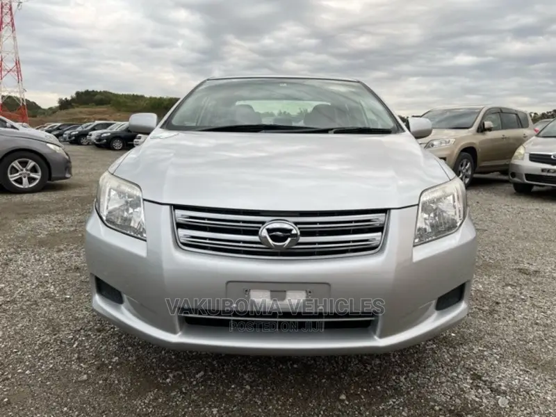 Toyota Axio 2006 Silver