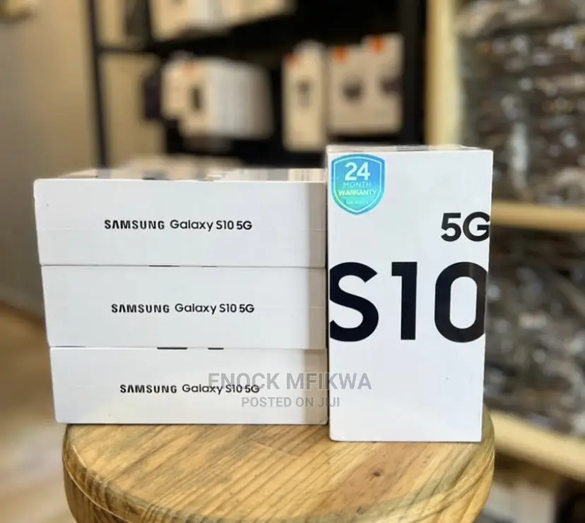 New Samsung Galaxy S10 5G 256 GB White
