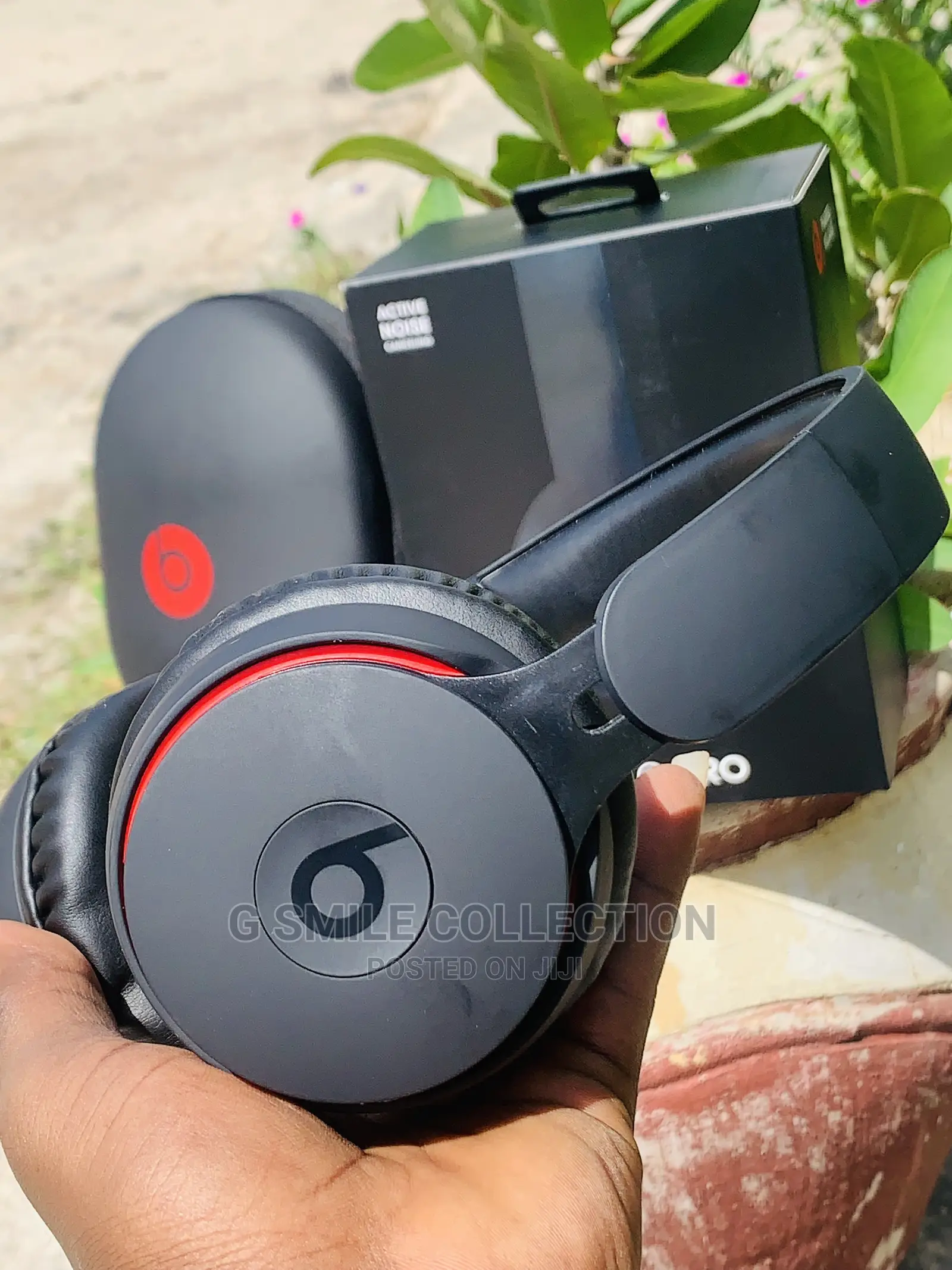 Solo Pro Wireles Headphones