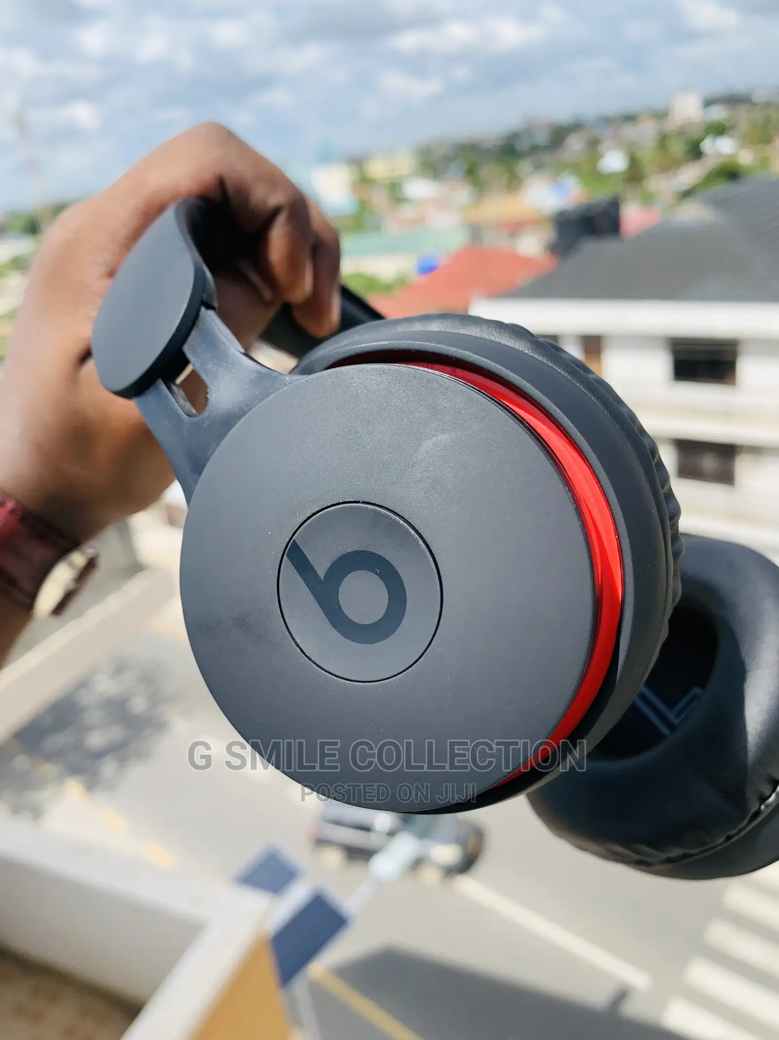 Solo Pro Wireles Headphones