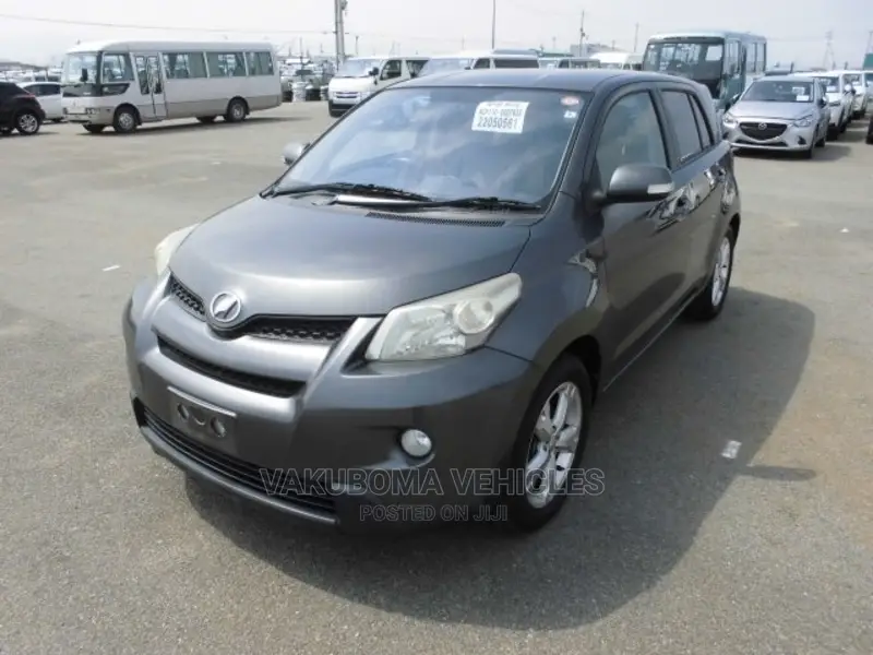 Toyota IST 2008 Gray
