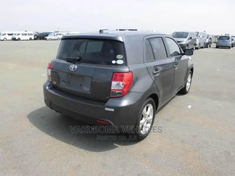 Toyota IST 2008 Gray
