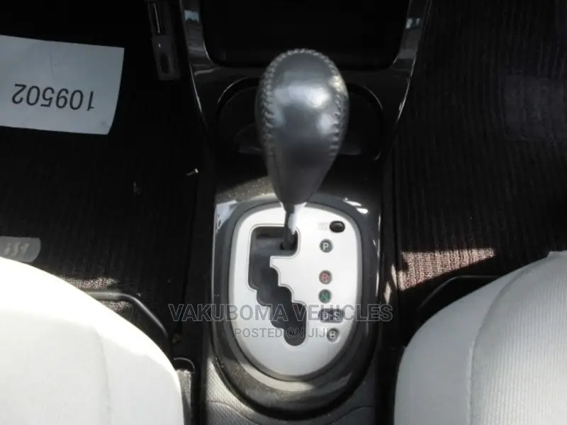 Toyota IST 2008 Gray