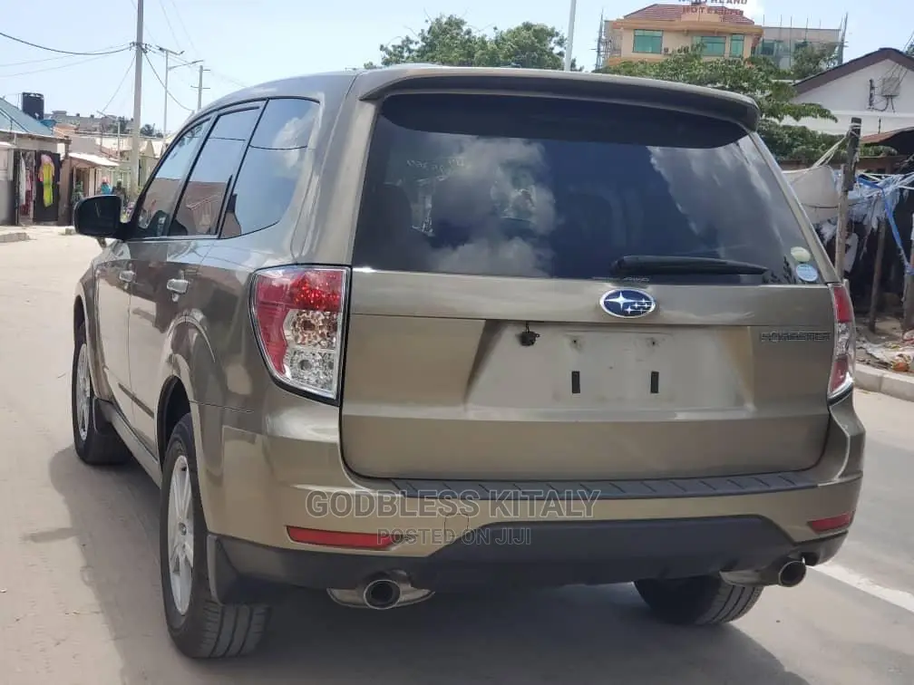 Subaru Forester 2008 Gold