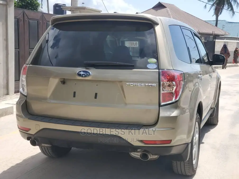 Subaru Forester 2008 Gold
