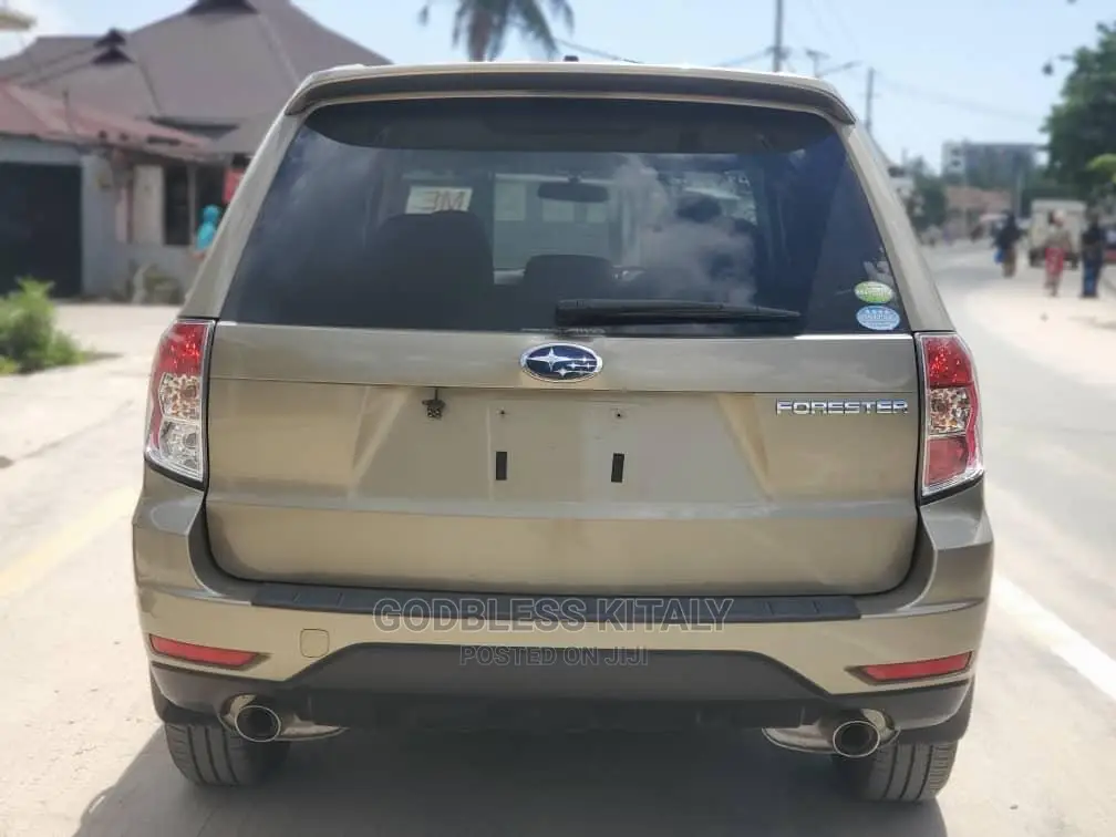 Subaru Forester 2008 Gold