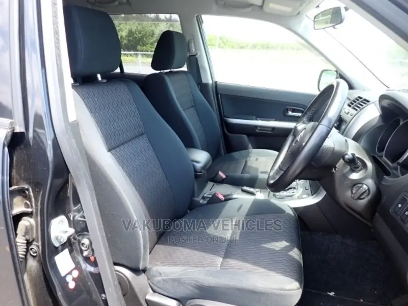 Suzuki Escudo 2013 Gray