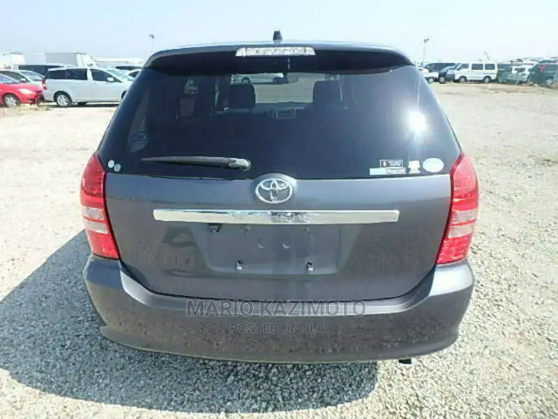 Toyota Wish 2004 Gray