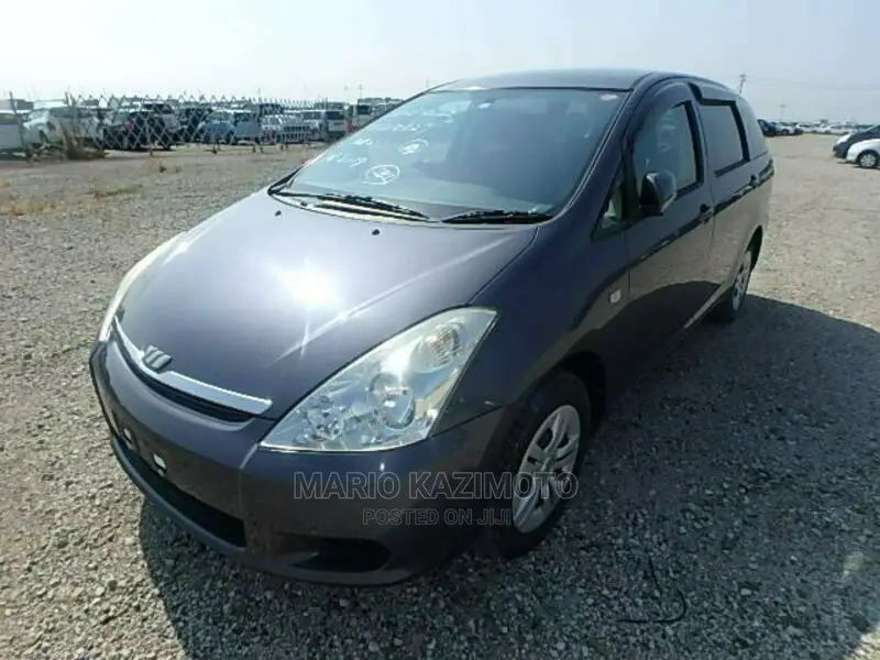 Toyota Wish 2004 Gray
