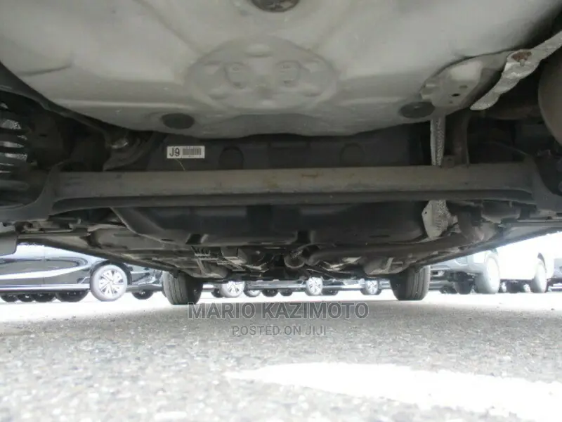 Toyota Vitz 1.3 FWD 5dr 2010 Black