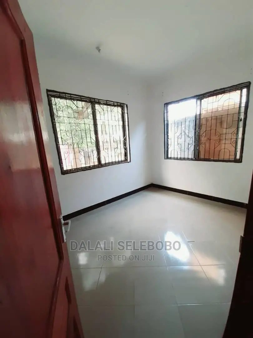 1bdrm Bungalow in Sinza Vatkani for rent