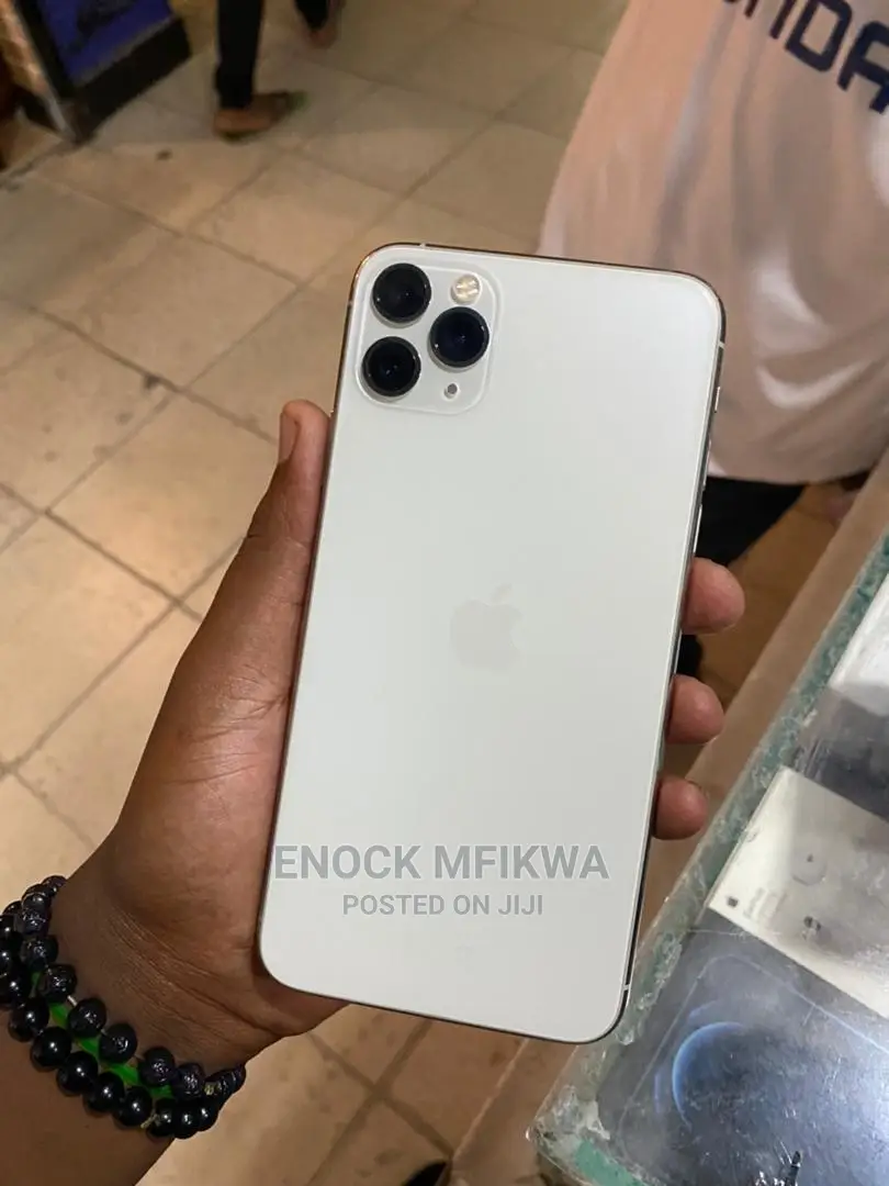 Apple iPhone 11 Pro Max 64 GB White