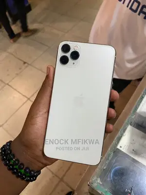Apple iPhone 11 Pro Max 64 GB White