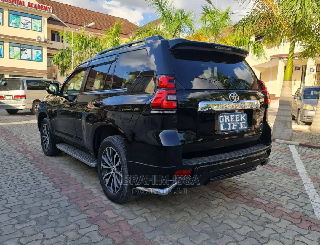 Toyota Land Cruiser Prado 2020 Black