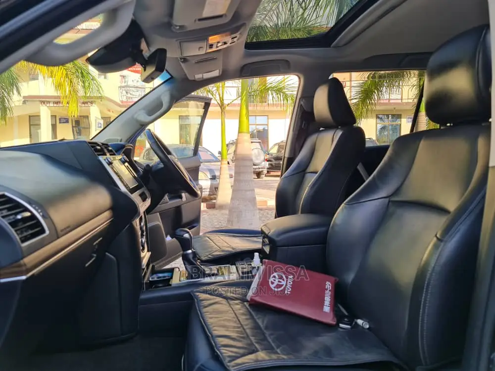 Toyota Land Cruiser Prado 2020 Black