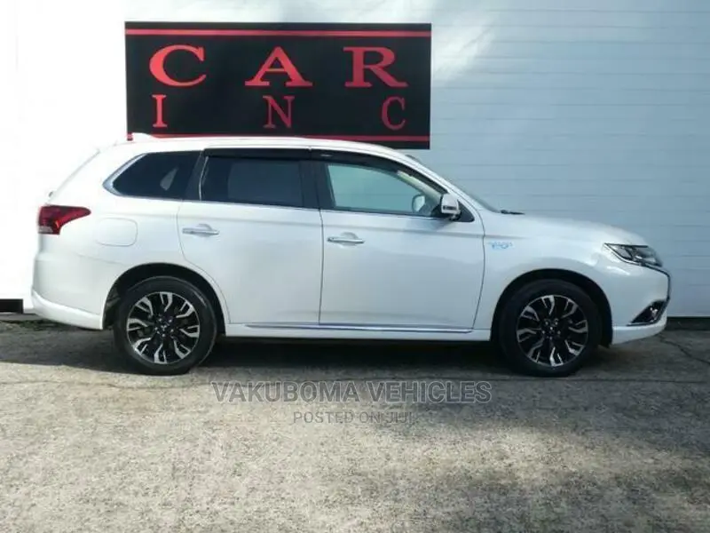 Mitsubishi Outlander 2015 Pearl