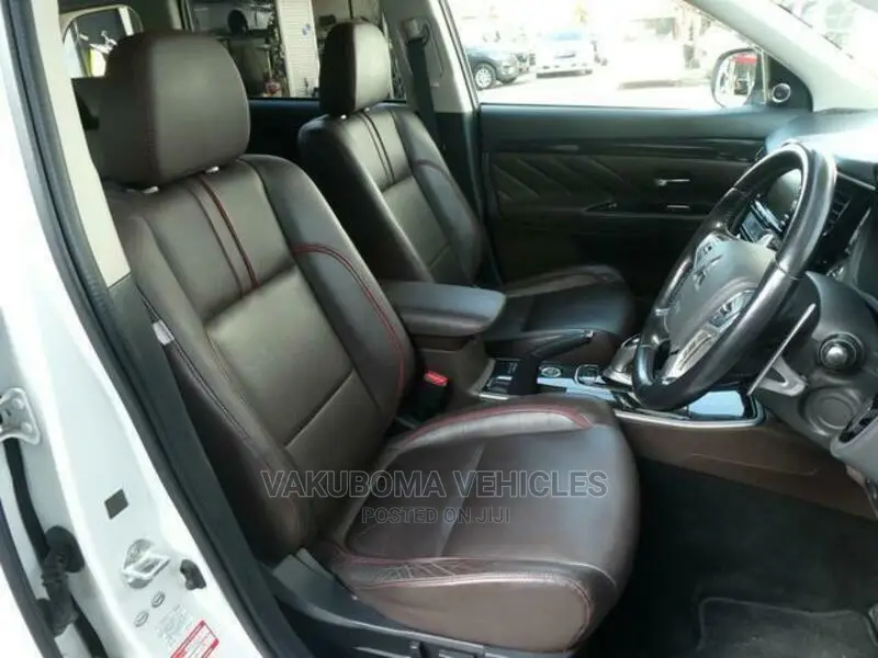 Mitsubishi Outlander 2015 Pearl