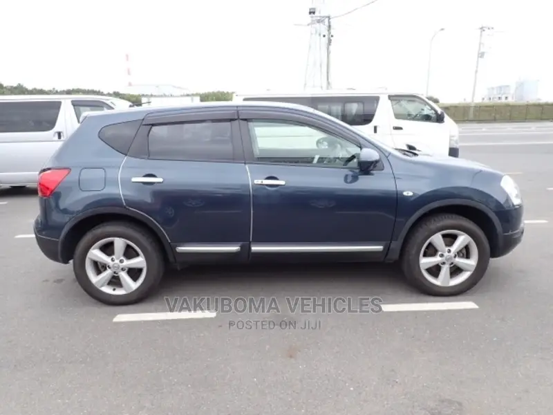 Nissan Dualis 2011 Blue