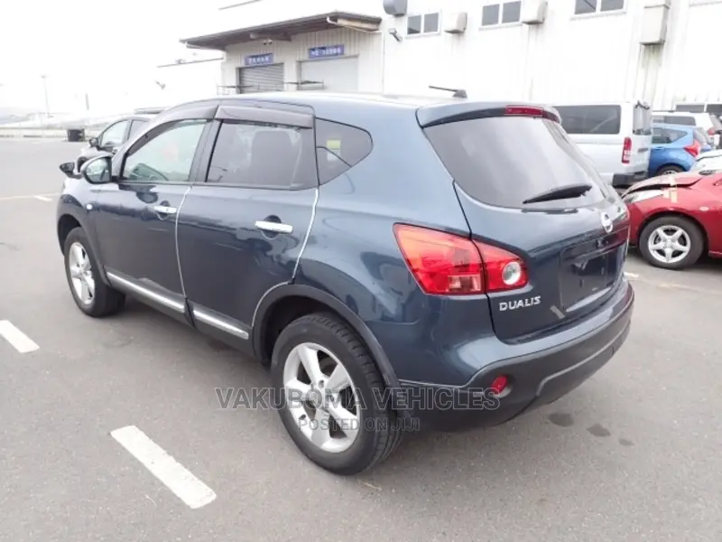 Nissan Dualis 2011 Blue