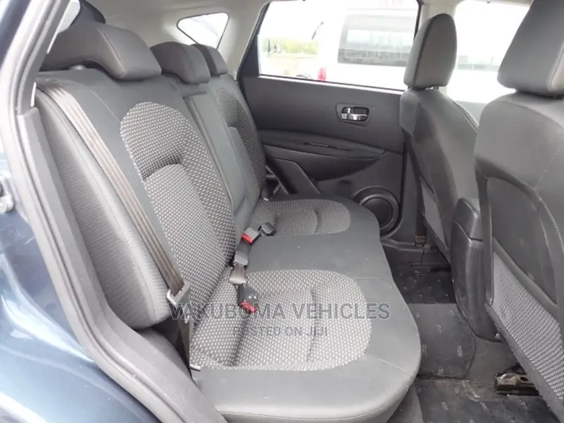 Nissan Dualis 2011 Blue