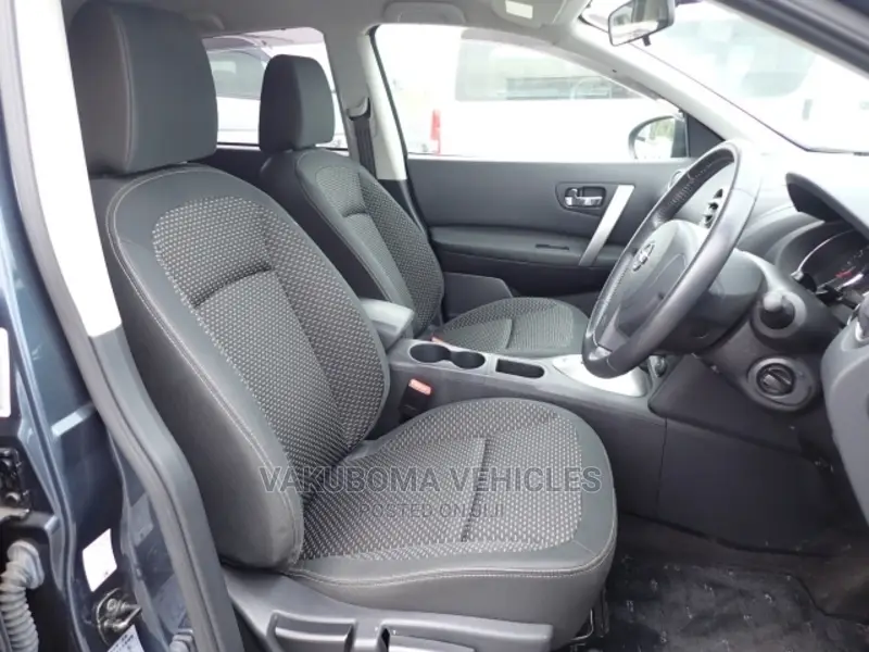 Nissan Dualis 2011 Blue