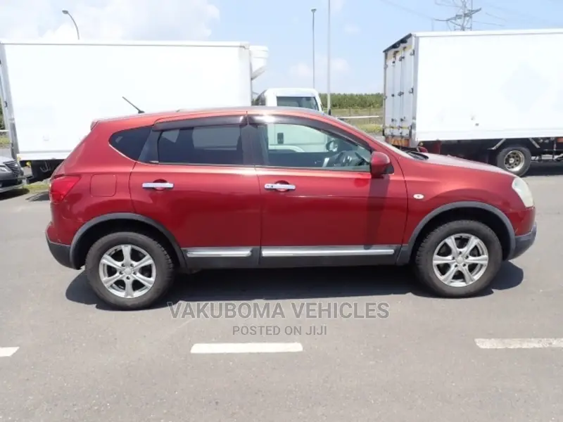 Nissan Dualis 2011 Red