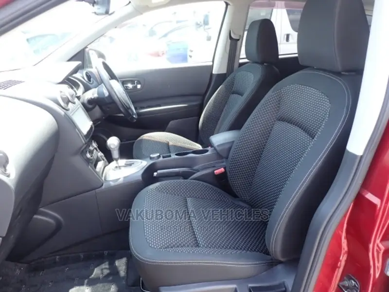 Nissan Dualis 2011 Red