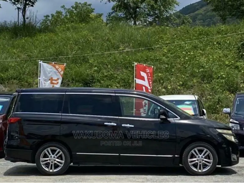 Nissan Elgrand 2011 Black