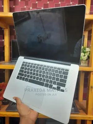 Laptop Apple MacBook 2015 16GB Intel Core I7 SSD 256GB
