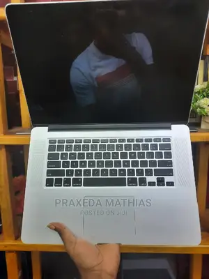 Laptop Apple MacBook 2015 16GB Intel Core I7 SSD 256GB