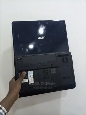 Laptop Acer Aspire 4820G 4GB Intel Core 2 Duo HDD 320GB