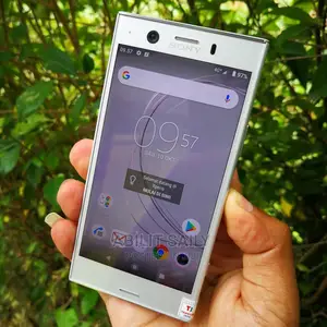 New Sony Xperia X Compact SO-02J 32 GB Silver