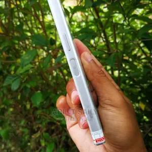 New Sony Xperia X Compact SO-02J 32 GB Silver