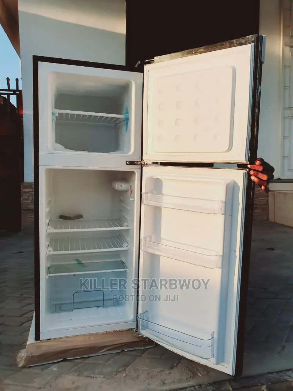 Fridge Used, Clean Sana