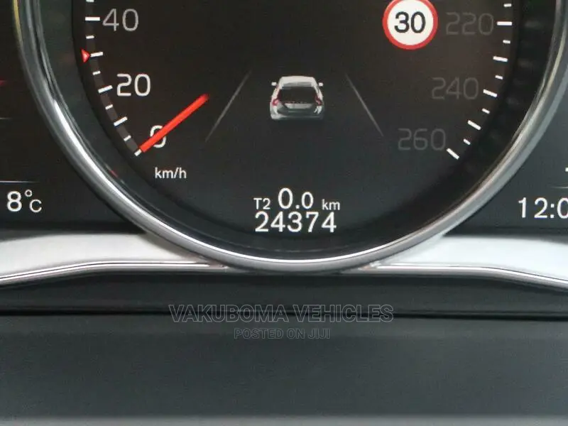 Volvo V60 2018 Gold