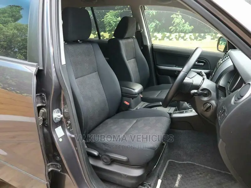 Suzuki Escudo 2016 Gray