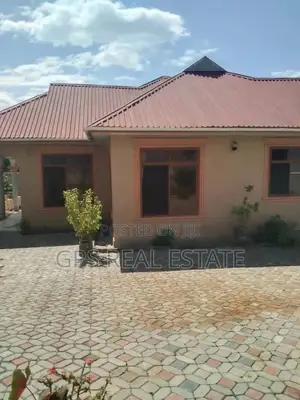 5bdrm House in Max Evarst, Kinondoni for Sale