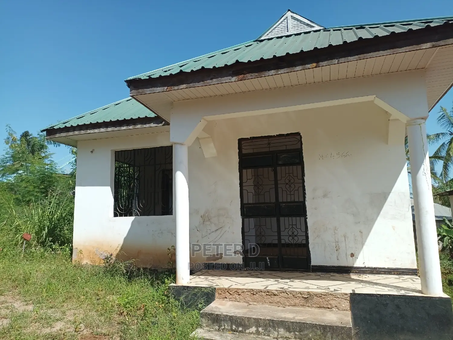 3bdrm House in Goba for sale