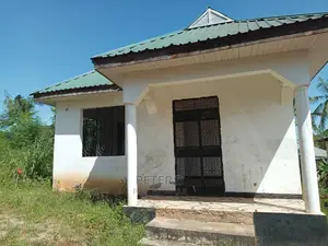 3bdrm House in Goba for sale