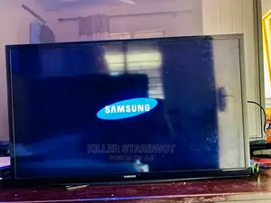 Samsung Inchi Bado Mpya 32"