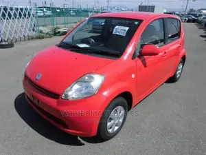Toyota Passo 2005 Red