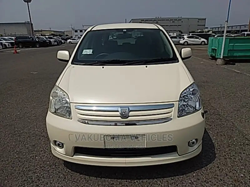 Toyota Raum 2003 Pearl