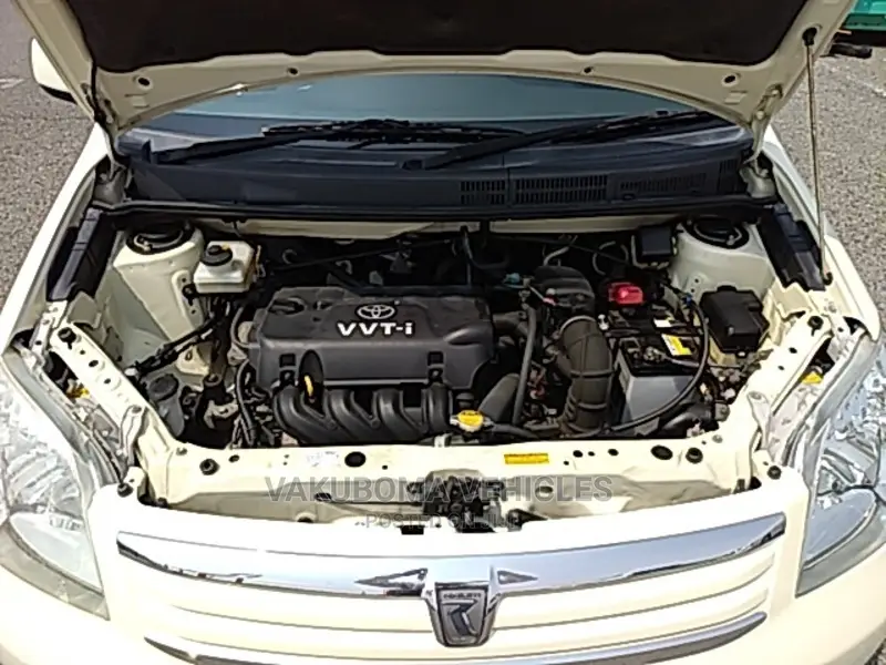 Toyota Raum 2003 Pearl