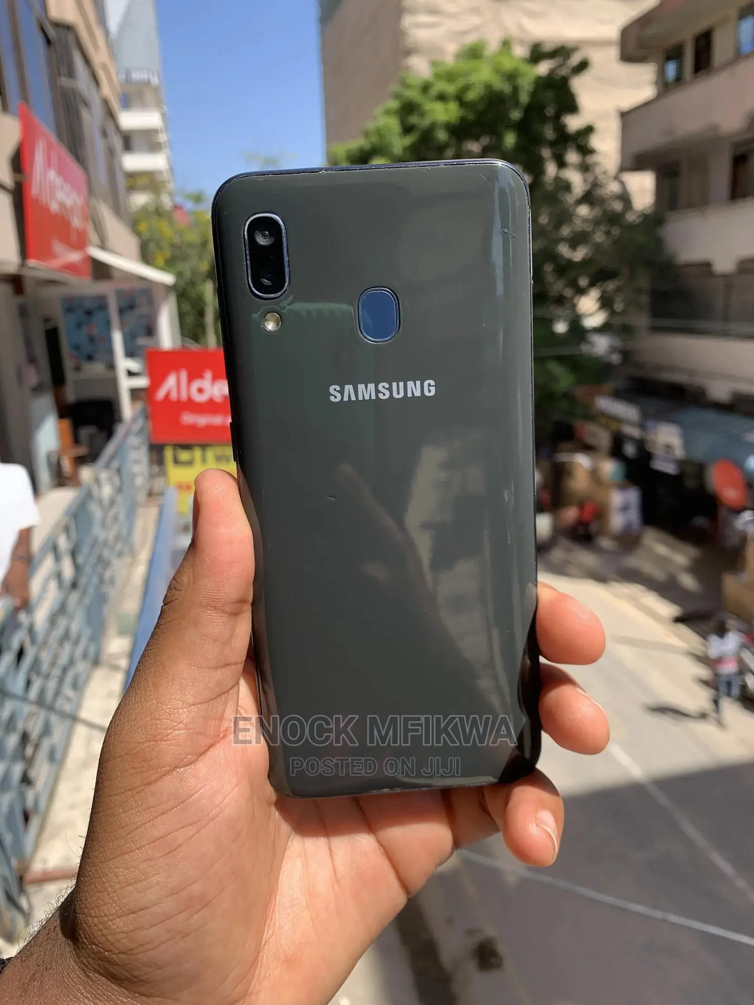 Samsung Galaxy A20 32 GB Black