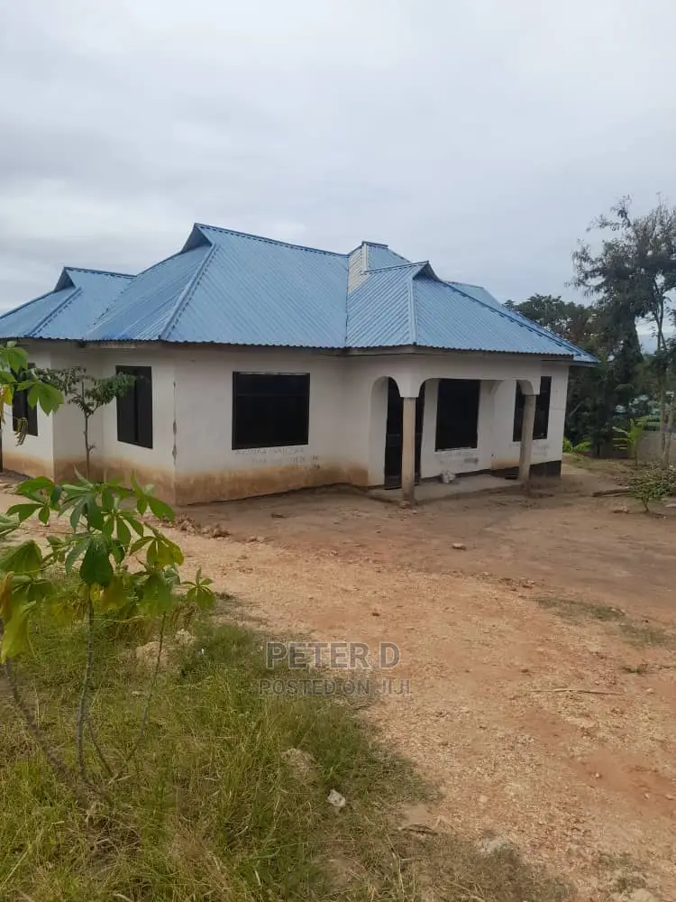 3bdrm House in Mbezi for Sale