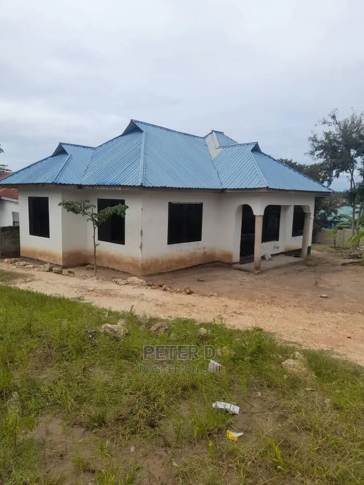 3bdrm House in Mbezi for Sale
